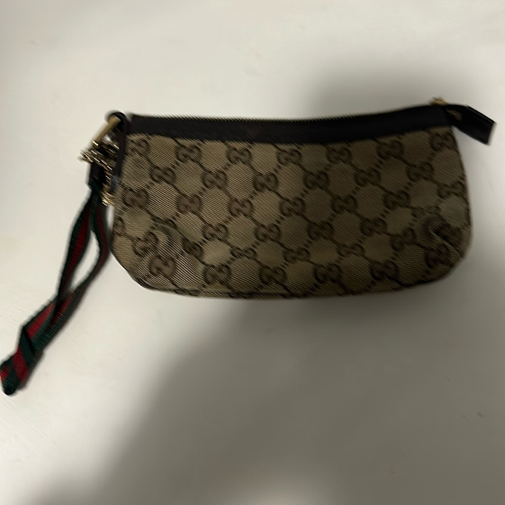 Gucci vintage wristlet bag